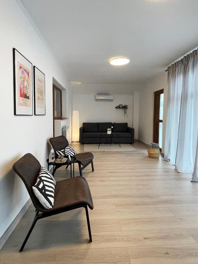 Apartament La Terrasse Sarichioi Ngoại thất bức ảnh
