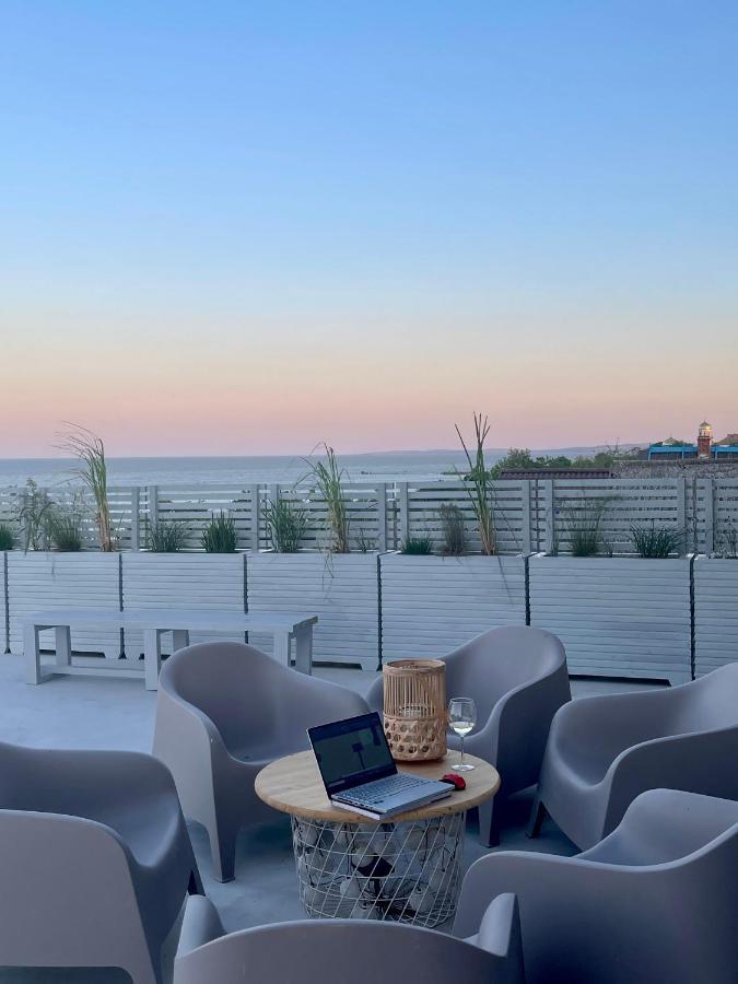 Apartament La Terrasse Sarichioi Ngoại thất bức ảnh
